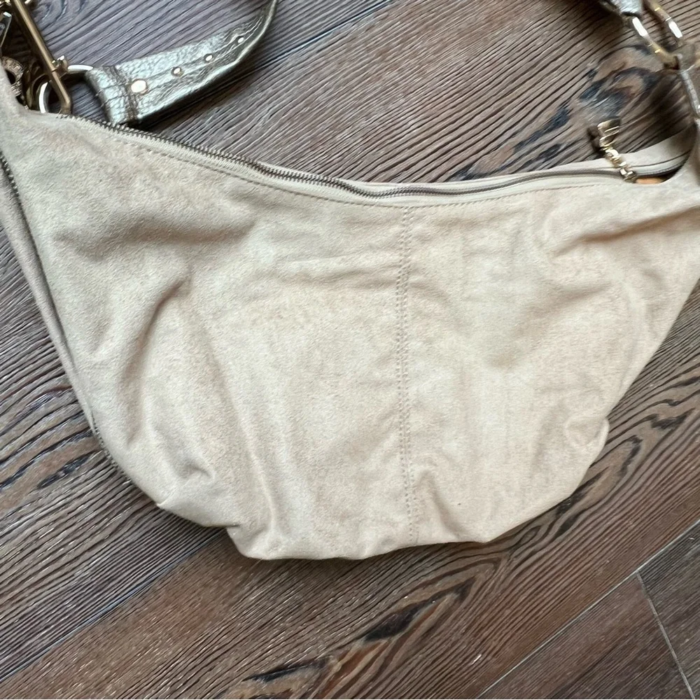Vintage Hobo Sling Microsuede tan bag handbag bag charms flare studs embellished